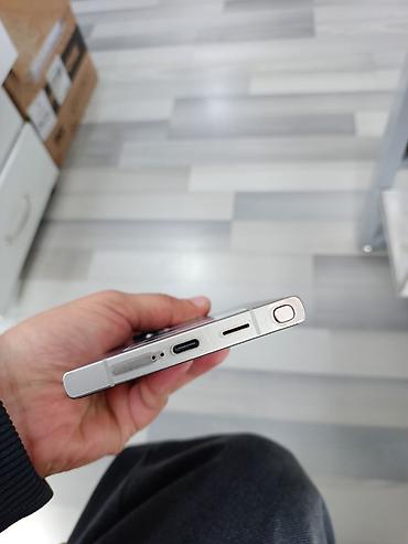core 2 duo: Samsung Galaxy S24 Ultra, Б/у, 256 ГБ, цвет - Голубой, 2 SIM — 4