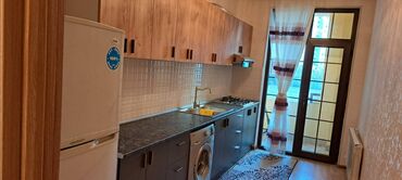 Uzunmüddətli kirayə mənzillər: Nəsimi rayonu, Firdovsi küçəsində, 18 mərtəbəli yeni tikili binanın — 10