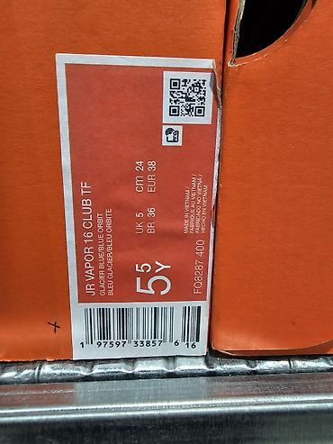 Бутсы: Оригинал Европа бутсы/сороконожки Nike Mercurial (для игры на — 9