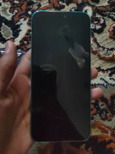 ddr 4 ram: Satılır: Yaşıl rəngli smartfon - Tam ekranlı, nazik çərçivəli ön