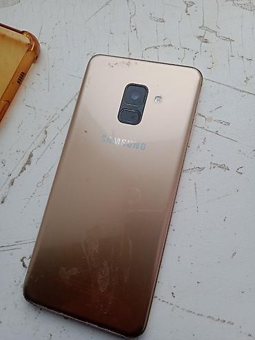 Мобильные телефоны и аксессуары: Samsung Galaxy A8 2018, Б/у, цвет - Золотой — 2