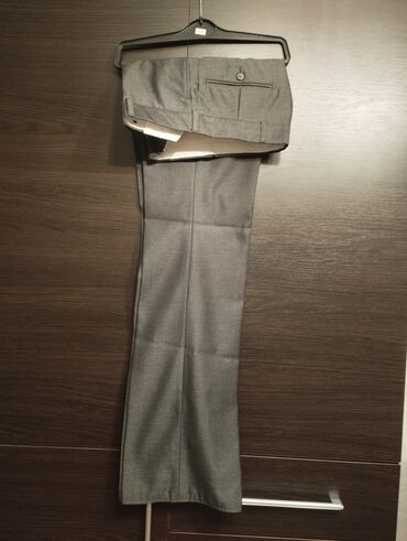 скупка старой одежды: Новые брюки классика р-р 44- 46 рост 180 пр-во Италия отличный
