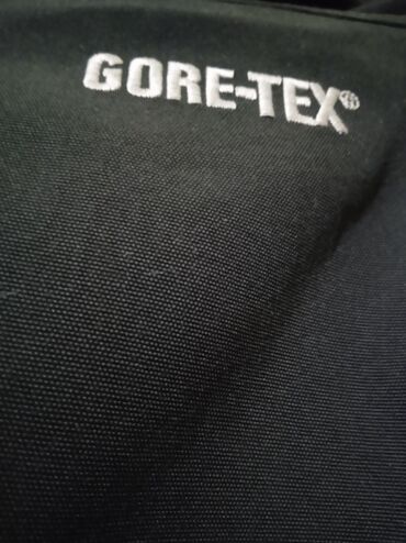 Sportska odeća: Gornji deo odeće, Za odrasle, Upotrebljenо — 8