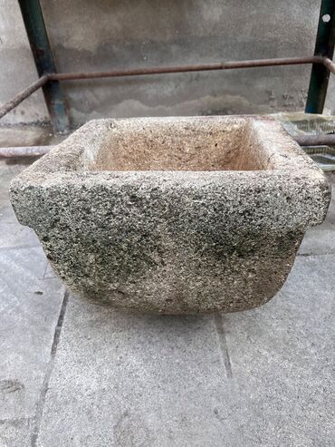 islenmis unitaz: Salam Az istifadə olunub qırığı çatı yoxdur istifadə olunmur diyə