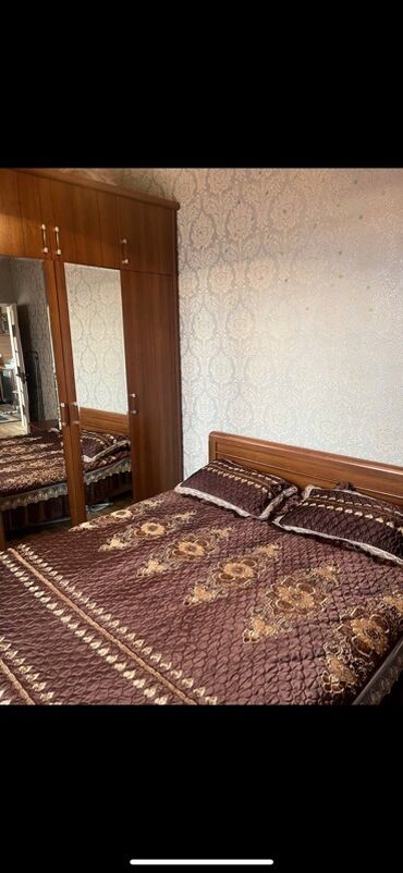 Двуспальные кровати: Сдаю в аренду двух комнатную квартиру Таунхаус кухня + студия 60 — 16