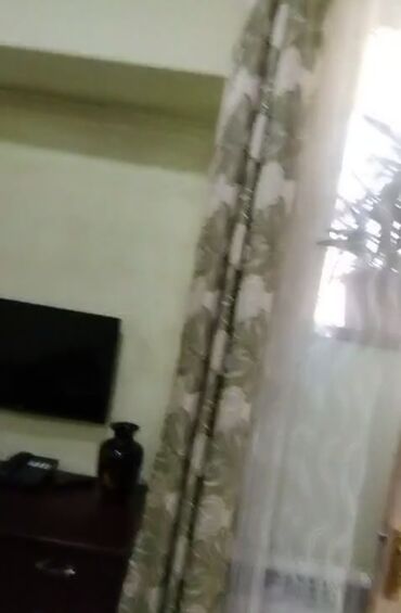 Həyət evləri və villaların satışı: Binəqədi qəs. 1 otaqlı, 45 kv. m — 10