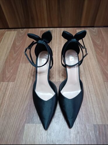 туфли женские 40: Туфли цвет - Черный