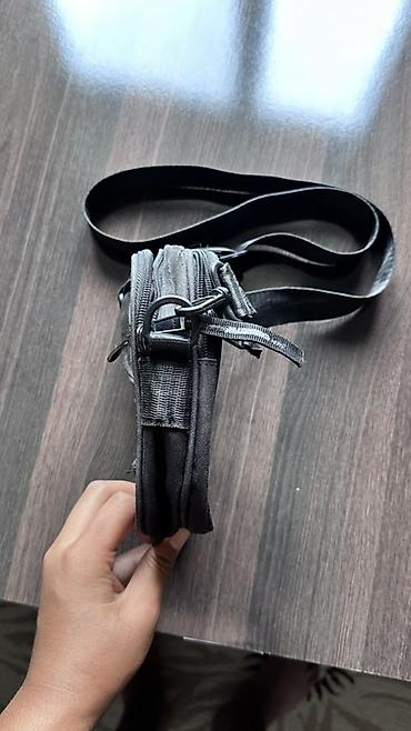 камуфляж ткань: Сумка через плечо Carhartt (crossbody) - Компактная городская модель — 3