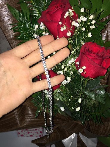 qizil tek qas uzukler ve qiymetleri: Swarovski dəst( Boyunbağı və qolbaq) . Çox gözəl parıltısı var at lalafo.az qizil tek qas uzukler ve qiymetleri: Swarovski dəst( Boyunbağı və qolbaq) . Çox gözəl parıltısı var