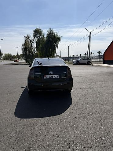 нексияга алмашам: Toyota Prius: 2014 г., Гибрид, Хэтчбэк — 6