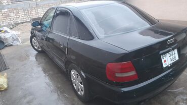 Audi: Audi A4: 1999 г., 1.8 л, Механика, Бензин