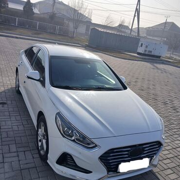 Hyundai: Hyundai Sonata: 2018 г., 2 л, Автомат, Газ, Седан — 2