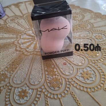 Dodaq üçün kosmetika: Dodaq boyası, Kiko Milano — 18