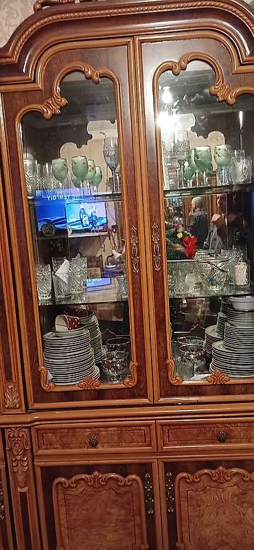 Dolab vitrinləri: Şüşəli dolab vitrini — 7