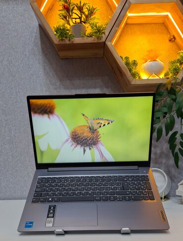 HP: İşlənmiş Lenovo IdeaPad, 15.6 ", Intel Core i3, 256 GB