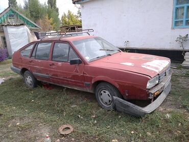 стартер спринтер 2.7: Volkswagen Passat: 1985 г., Бензин, Хэтчбэк