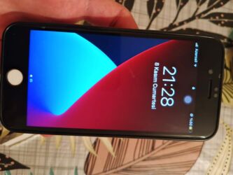 iphone 3 qiymeti: IPhone 7, 128 ГБ, Jet Black