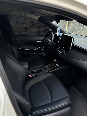 corolla 2018: Toyota Corolla: 2019 г., 1.8 л, Автомат, Гибрид, Седан — 4