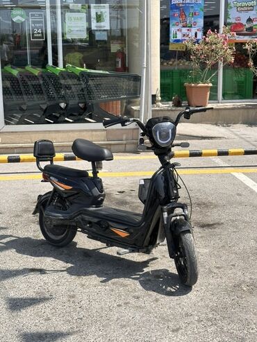 Tavalar: İşlənmiş Elektrik samokat ≤ 5", ≤ 250 Vt, 26 - 35 km/s, Ünvandan götürmə