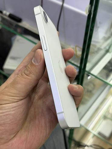 iphone 26000: IPhone 16e, Б/у, 128 ГБ, Белый, Защитное стекло, Чехол, 100 % — 4