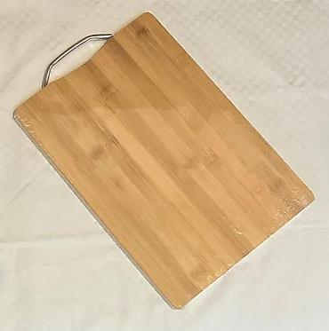 maxi staklene case: Daska za sečenje od bambusa KmtStyle 32x22x1.8cm. NOVO. OPIS — 2