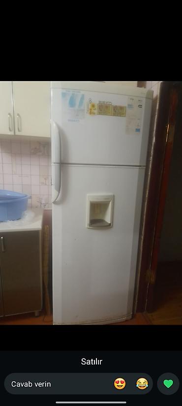 playstation 3 150 azn: İşlənmiş 2 qapılı Beko Soyuducu Satılır, rəng - Ağ, Dispenserli — 1