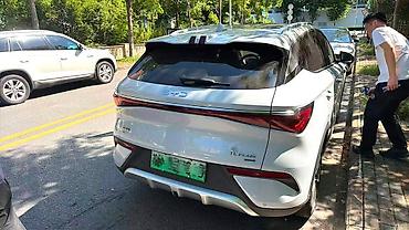byd leopard: BYD Yuan Plus: 2025 г., Электромобиль, Кроссовер — 4