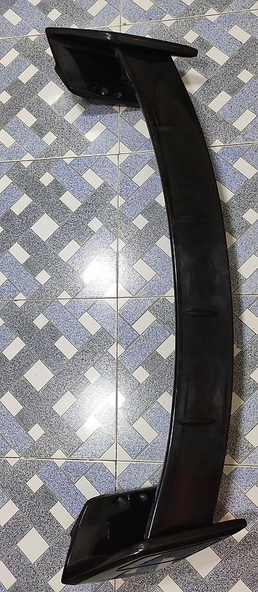 w204 spoiler: Qırığı çatı yoxdur — 2