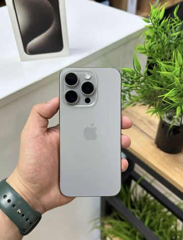 б у телефоны ми: IPhone 15 Pro, Б/у, 256 ГБ, Natural Titanium, Защитное стекло, 87 %