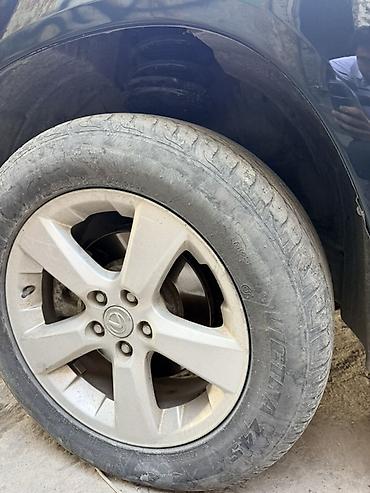 Шиналар жана дисктер: Дөңгөлөктөр монтажда 235 / 60 / R 18, Жай, Колдонулган, Комплект, Куйма, тешиктери - 5 — 2