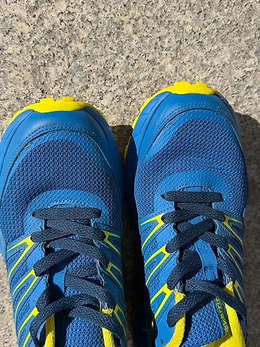 бу кроссовки: 👟 Кроссовки в продаже! 📏 Размер: 41 ✨ Надевали всего 3–4 раза. 💙 — 6