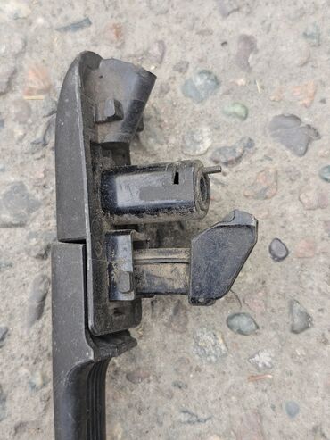 Дверные ручки: Передняя левая дверная ручка Дверная ручка Mercedes-Benz Б/у, Оригинал — 3