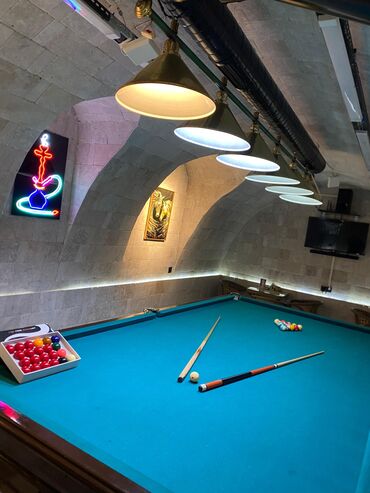 Otaqların uzunmüddətli kirayəsi: Peşəkar bilyard şəkildə gördüyünüz hər şey qiymətə daxildir. - Böyük — 6