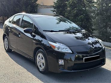 motorlu fan: Toyota Prius: 1.8 l | 2010 il Sedan — 1