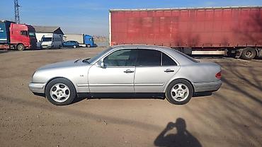 x class: Mercedes-Benz E-Class: 1999 г., 3.2 л, Седан — 2
