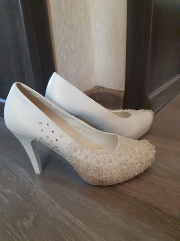 свадебное вечернее туфли: Туфли 38, цвет - Белый