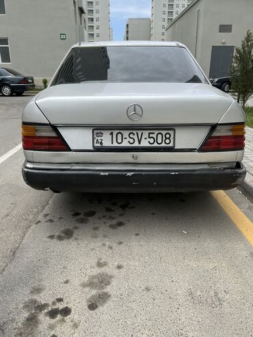 mercedes qiyməti: Mercedes-Benz 190: 2.3 l | 1992 il Sedan