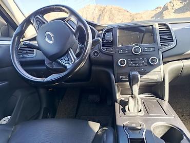 авто чанга: SM6 (Renault Samsung) — просторный бизнес-седан белого цвета. Кузов и — 3