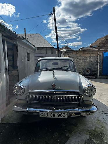 ГАЗ: GAZ-21 Volqa, klassik sovet sedanı Xüsusiyyətlər: - Korpus: 4 qapılı — 1