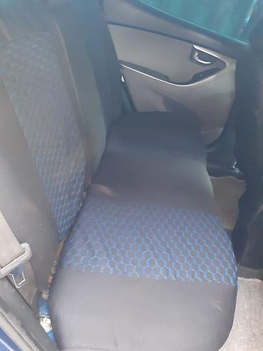 Hyundai: Hyundai Elantra: 1.8 l | 2014 il Sedan — 14