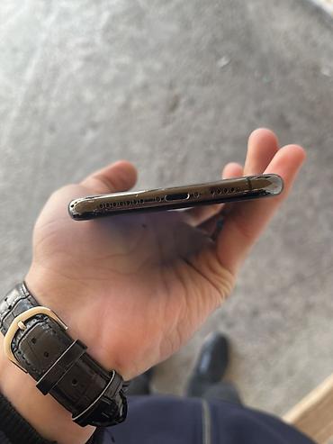 Apple iPhone: IPhone 11 Pro Max, 256 GB, Space Gray, Face ID — 5