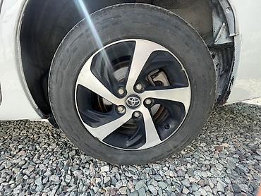 ру: Toyota Auris: 2019 г., 1.8 л, Хэтчбэк — 7