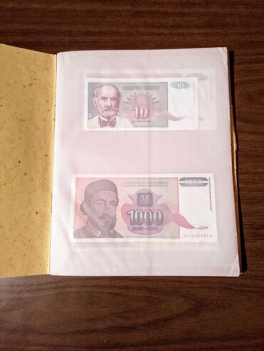 Numizmatika i filatelija: Album sa 21 novčanicom UNC kvaliteta. Cena je za na lalafo.rs — 1 Numizmatika i filatelija: Album sa 21 novčanicom UNC kvaliteta. Cena je za — 1