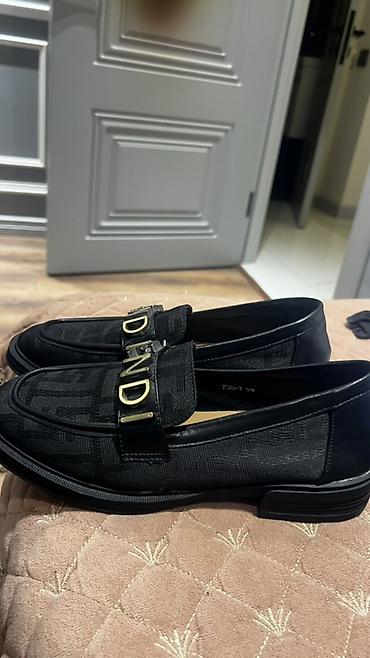comitok l7c pro: Qara loafer ayaqqabı Tam tezedir razmer olmayib deye satilir - Model — 1
