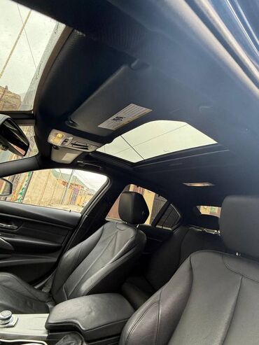BMW 328: 2 л | 2012 г. Седан