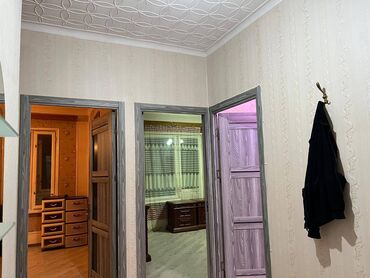 Uzunmüddətli kirayə mənzillər: Gənclik metrosunun yaxınlığında, köhnə tikili, 9 mərtəbəli binanın -da lalafo.az — 9 Uzunmüddətli kirayə mənzillər: Gənclik metrosunun yaxınlığında, köhnə tikili, 9 mərtəbəli binanın — 9