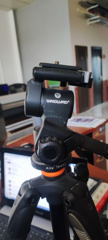 tripod: Vanguard tripod. 2dəstəkli, 3d, professional çəkilişlər üçün. #tripod