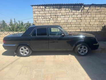 turbo qaz 53 dizel satisi: 2005 il rəng qara saz vəziyyətdə səliqəli işlek formada tecılı satılır