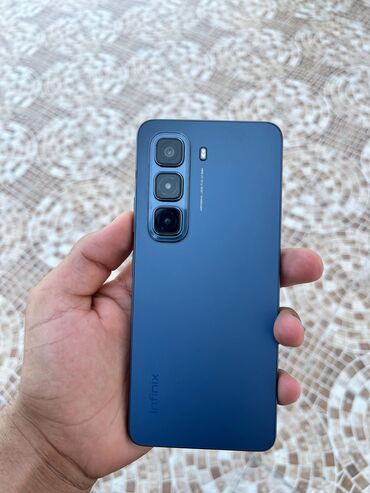 телефон fly cirrus 2: Infinix HOT 50, 256 GB, rəng - Göy, Sensor