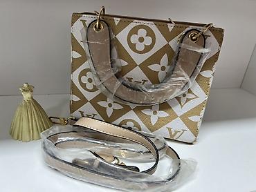 Классические сумки: Классическая сумка, Louis Vuitton, Материал: Замша, Регулируемый ремень, Женские — 5